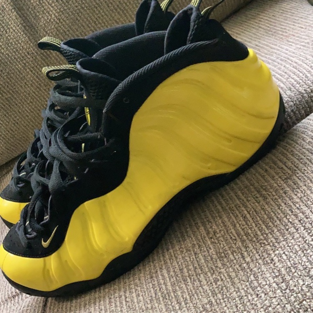 Used Nike wutang foamposites size 10